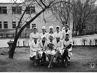 Врача-терапевта из ершовского села Надежду Никуленок с юбилеем сердечно поздравляют земляки