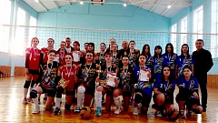 В Ершове состоялся межрайонный турнир по волейболу, посвященный юбилеям города и района