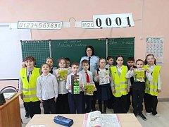 С подрастающим поколением Ершовского района провели профилактические беседы «Правила дорожного движения важны!»