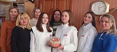 Ершовские «молодогвардейцы» поздравили коллектив редакции с Днем российской печати