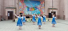 Большой праздничной программой отметили в Ершове фестиваль подсолнухов