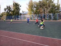 Спортивный объект, построенный в Ершове при поддержке губернатора, не пустует даже в выходные