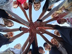 В ершовском детском лагере «Дельфин» началась третья заключительная смена