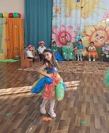 Яркий «Праздник осени» прошел в ершовском детском саду «Малышок»