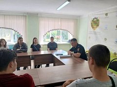 Полицейские провели профилактическую беседу с обучающимися Ершовского агролицея