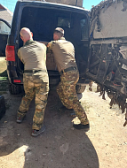 Бойцам СВО из Ершовского района снова доставили «Степной край» «за ленточку»