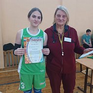 В Ершове прошел турнир по волейболу среди девушек, посвященный Году защитника Отечества