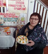 У ершовцев на праздничном столе русские блины соседствовали с пышными казахскими баурсаками