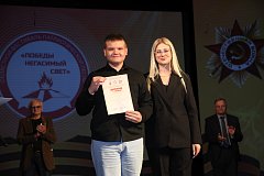 Ершовские исполнители вернулись с заслуженными наградами с областного фестиваля патриотической песни