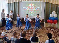 Коллектив Ершовского реабилитационного центра посвятил концерт доблестным защитникам Отечества