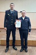 Ершовских сотрудников полиции поздравили с праздником