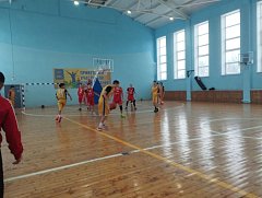 Ершовские баскетболисты стали бронзовыми призерами на межмуниципальном турнире