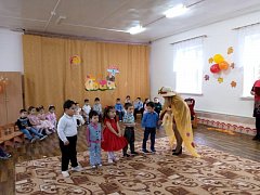 В детском саду "Малышок" г. Ершова прошёл праздник осени