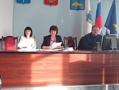 КДН принимает решения в отношении ершовских неблагополучных семей