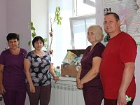 Педколлектив ершовской школы пополнил «сундук храбрости» для маленьких пациентов