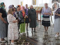 Социальные туристы из Ершова посетили православный храм в соседнем районе