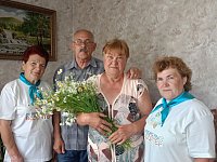 Ко Дню семьи, любви и верности «серебряные» волонтеры Ершовского района провели душевную акцию