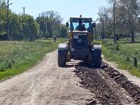 Дорожная тематика в Ершовском районе: ремонт в Сокорной Балке