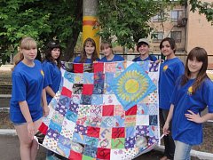 «Союз женщин» и молодогвардейцы приглашают ершовцев принять участие в акции «Одеяло доброты»