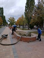 В Ершове приступили к подготовке фонтанов к зиме