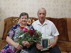 Полвека и еще пять: семья Садчиковых из Ершова отмечает изумрудную свадьбу