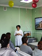 В Ершове тепло поздравили с праздником будущих мам