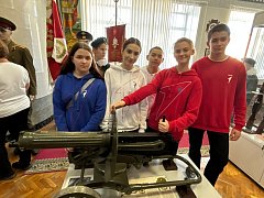 Ершовский отряд Хранителей истории провел незабываемый день среди курсантов