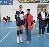 В Ершове прошел межрайонный турнир среди команд спортивных школ, приуроченный ко Дню рождения волейбола
