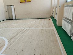 В Ершовском районе продолжается реализация региональной программы по ремонту школьных спортзалов