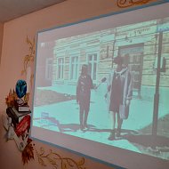 Накануне праздника ершовские школьники встретились с ветераном органов местного самоуправления