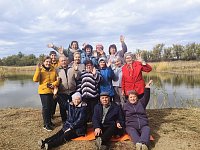 «Неделя золотых людей» для ершовских получателей соцуслуг завершилась отдыхом на природе