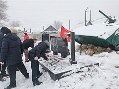 Ершовские ветераны боевых действий провели митинг памяти