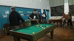 Кушумская молодежь поучаствовала в турнире по бильярду