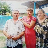 Жительницу Ершовского района поздравляют с круглой датой