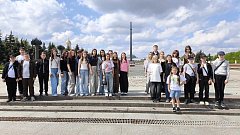Москва: Путешествие во времени и пространстве для учеников школы № 1 г. Ершова