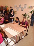 В рамках акции «Безопасность дорожного движения» ершовским школьникам раздали буклеты с полезной информацией