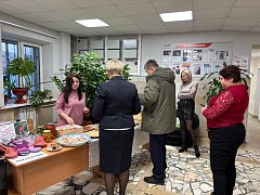 Ершовские железнодорожники провели ярмарку в поддержку бойцов СВО