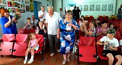 В Чкаловском СДК чествовали «бриллиантовую» супружескую пару