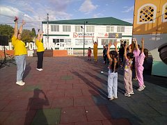 Для ершовских ребят провели игровую программу «До свидания, лето! Здравствуй, школа!»