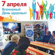 В Ершове сторонники ЗОЖ проложили оздоровительный маршрут с библио-коктейлем