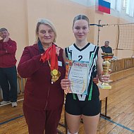 В Ершове прошел турнир по волейболу среди девушек, посвященный Году защитника Отечества