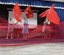 Спектакль "Молодая гвардия" в школе г. Ершова: память, ожившая на сцене