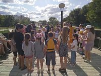 День рождения Чебурашки отметили в парке Пушкина г. Ершова