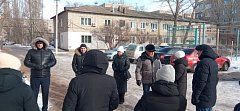 Глава Ершовского района и облдеп встретились с жильцами МКД