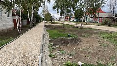 В Ершове продолжается ремонт тротуаров в рамках региональной программы