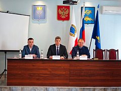 В администрации обсудили тему сохранения межнационального и межконфессионального мира и согласия на территории Ершовского района