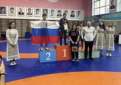 Ершовские борцы триумфально выступили на международном турнире в Беларуси