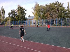 Спортивный объект, построенный в Ершове при поддержке губернатора, не пустует даже в выходные