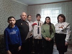 В ершовском селе школьники встретились  с ликвидатором аварии на Чернобыльской АЭС