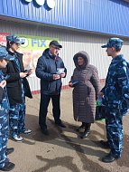 В Ершове юные друзья полиции, общественники и полицейские провели совместное профилактическое мероприятие